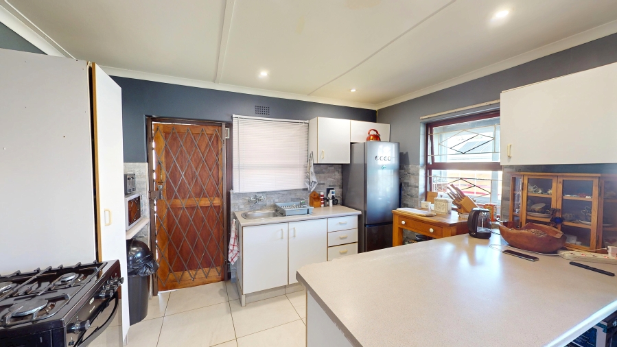 2 Bedroom Property for Sale in Anchorage Park Western Cape